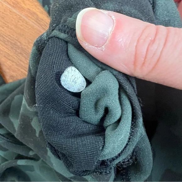 Lululemon Align Tight 28" Incognito Camo Gator Green Leggings Size 4 b6 - Picture 6 of 7